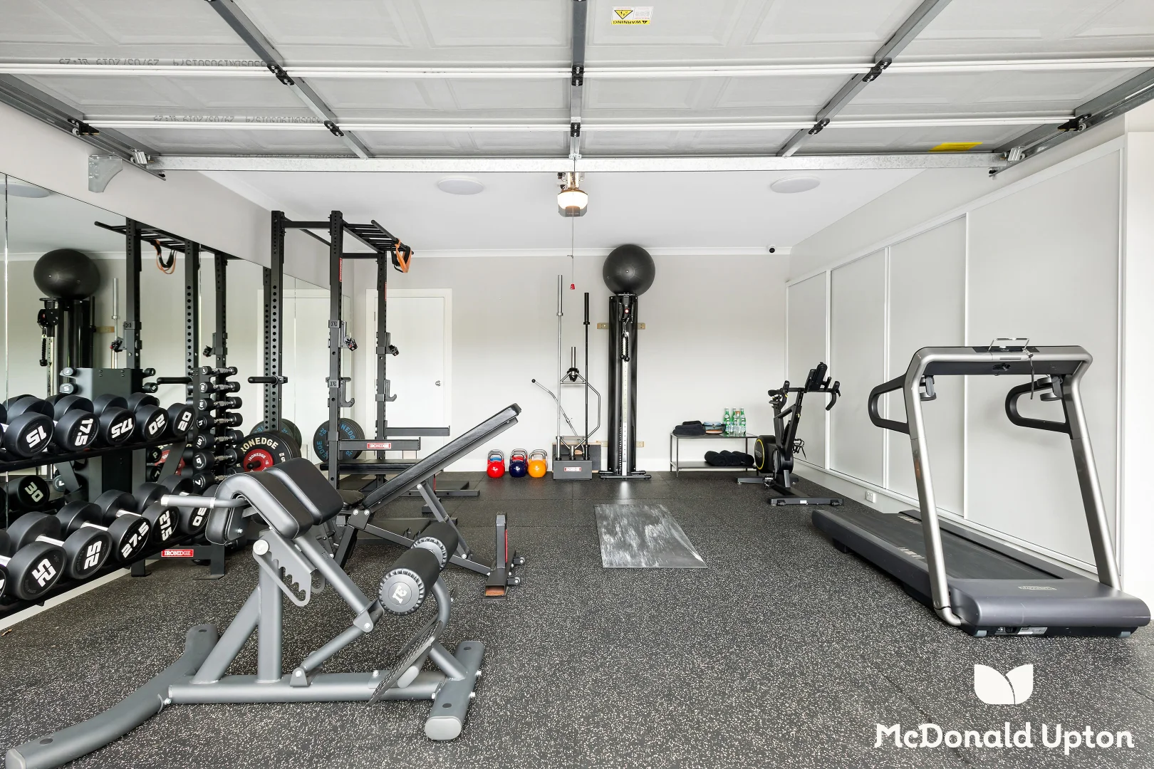 Additional image 30 of 122 Woodland Street, Strathmore VIC 3041