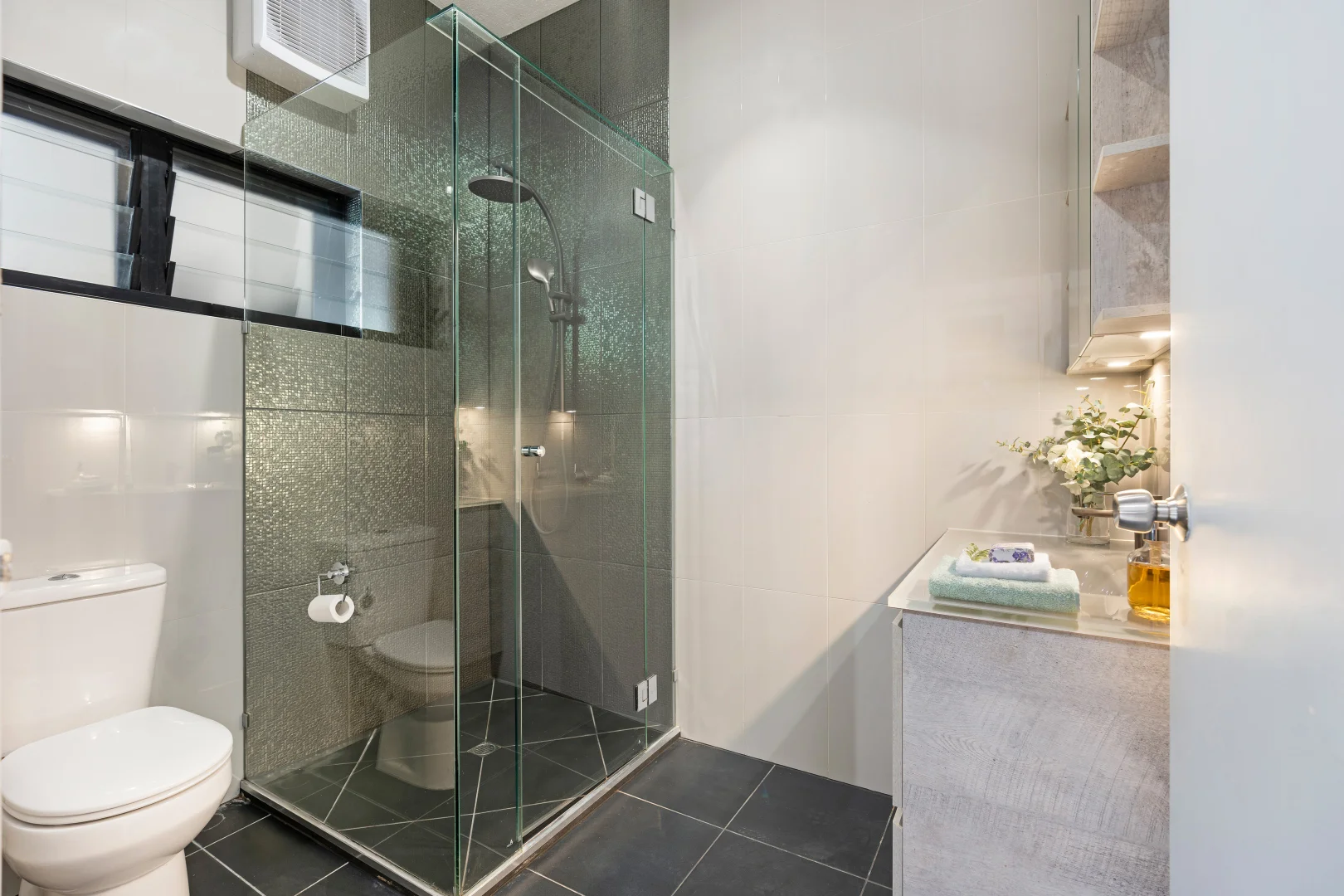 Additional image 30 of 205 Upper Rosemount Road, Rosemount QLD 4560