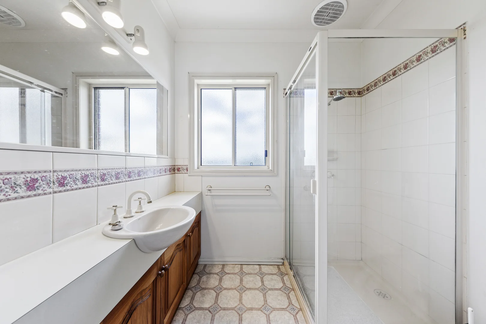 Additional image 11 of 1 Koonung Drive, Warragul VIC 3820