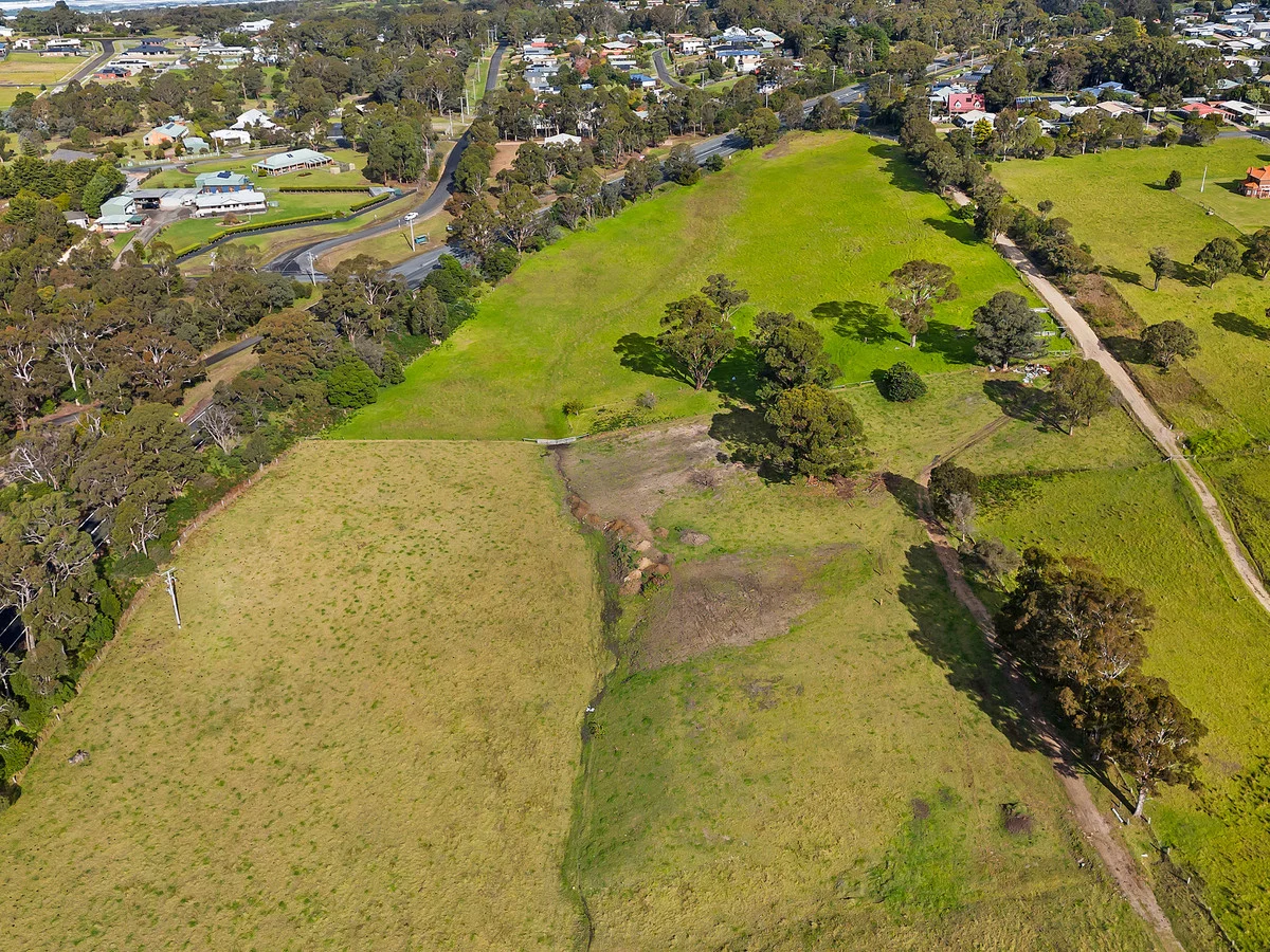 Additional image 3 of 1/20 Weekes Road, Lakes Entrance VIC 3909