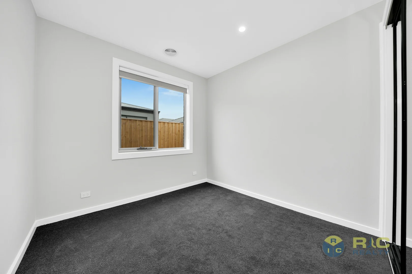 Additional image 11 of 4 Brindabella Crescent, Donnybrook VIC 3064