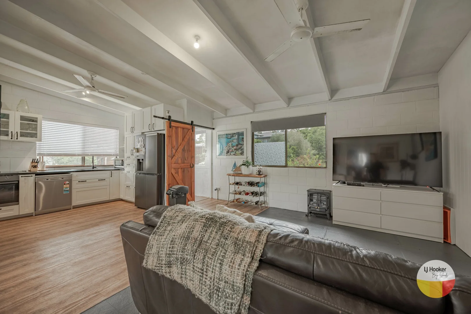 Additional image 13 of 2-4 Shelly Crescent, Lamb Island QLD 4184