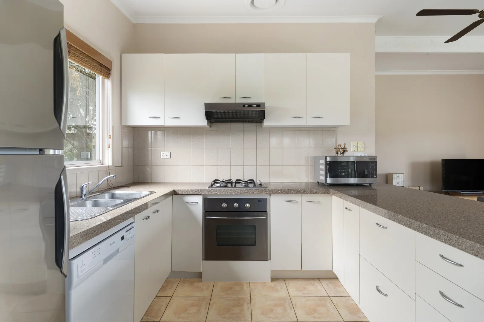 Additional image 7 of 129 Weeroona Street, Rye VIC 3941