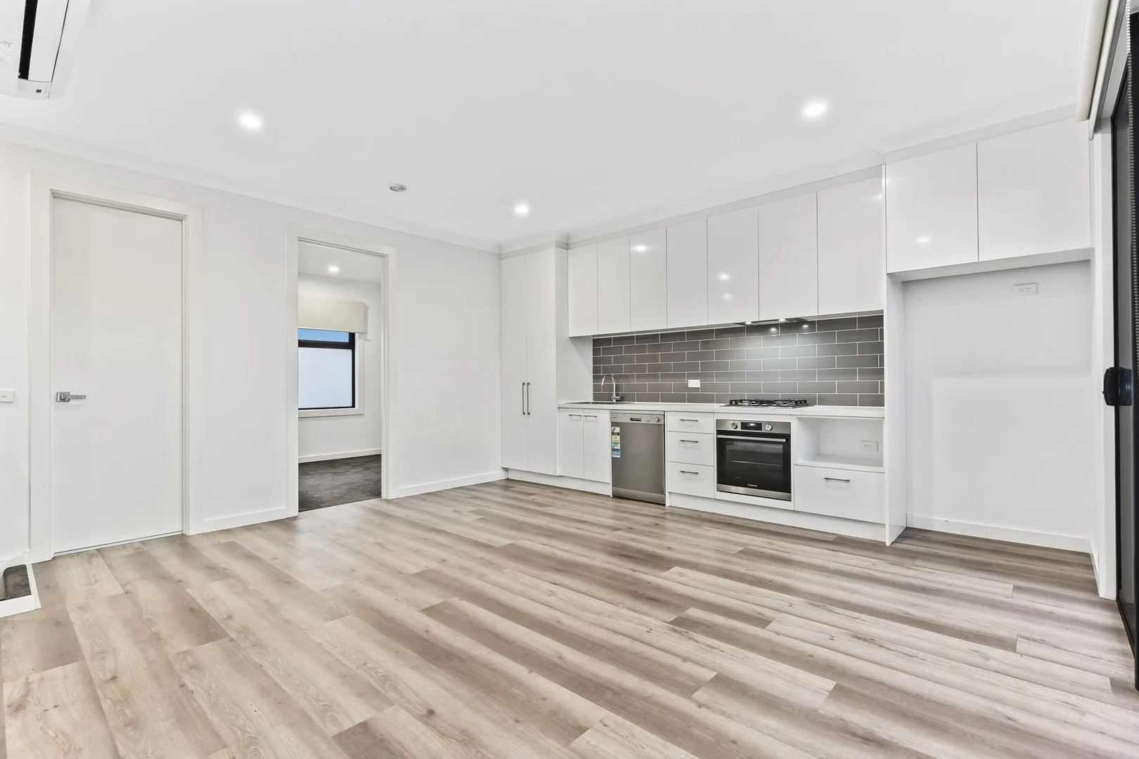 Additional image 8 of 2/5 Masters Street, Dandenong VIC 3175