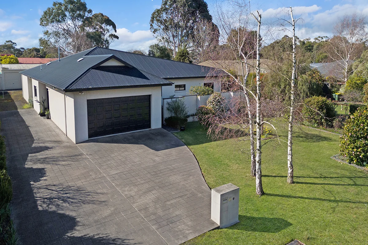 41 Tatlock Street, Hamilton VIC 3300