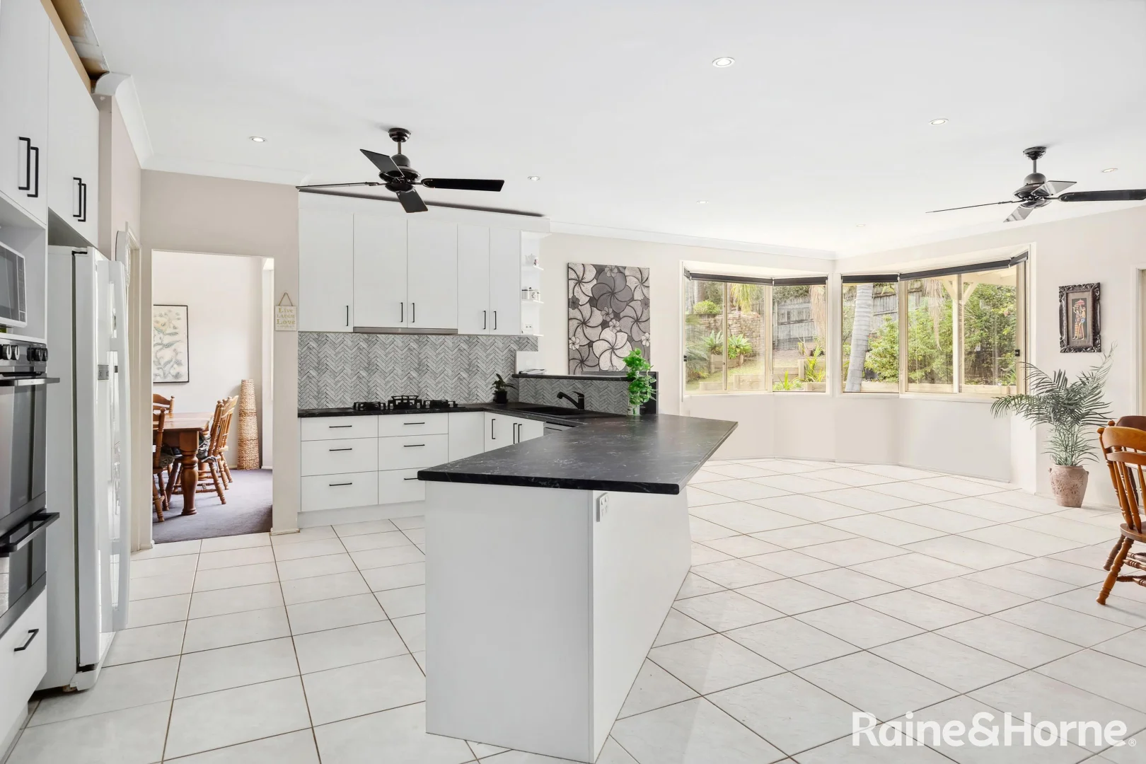 Additional image 3 of 13 Callemondah Close, Narrawallee NSW 2539
