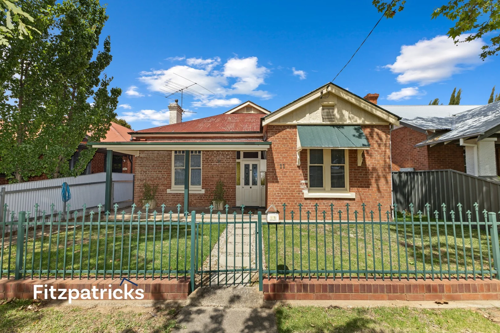 11 Thorne Street, Wagga Wagga NSW 2650