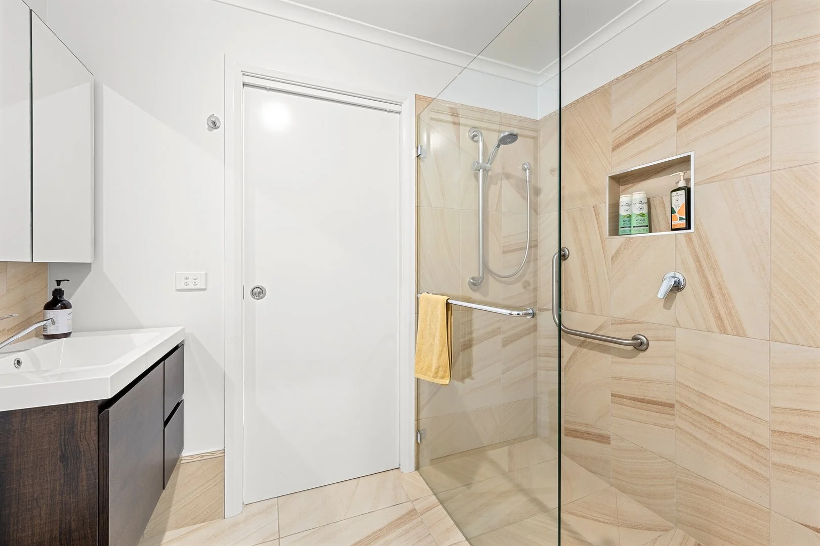 Additional image 10 of 186 Ellerston Avenue, Isabella Plains ACT 2905