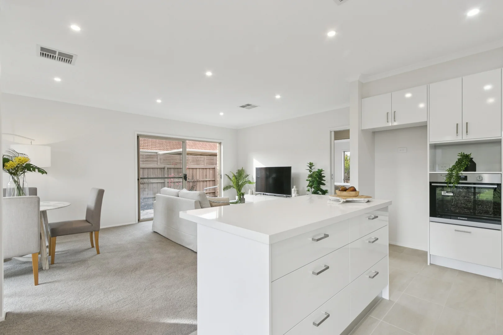 Additional image 5 of 142/2 Rochester Parade, Cranbourne East VIC 3977