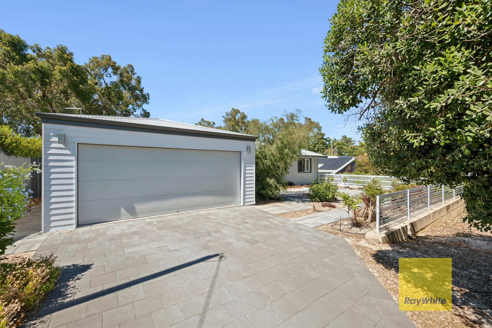 Additional image 29 of 24 Gunbar Way, Kalamunda WA 6076