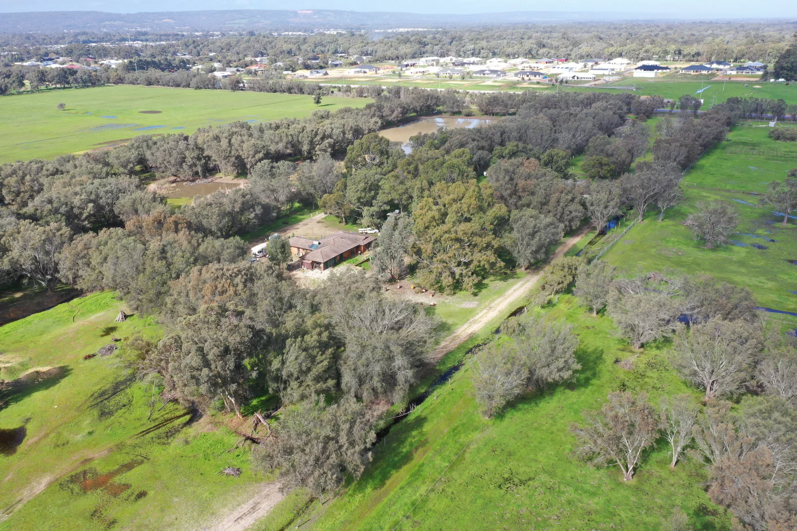 Additional image 7 of 1863 Thomas Road, Oakford WA 6121