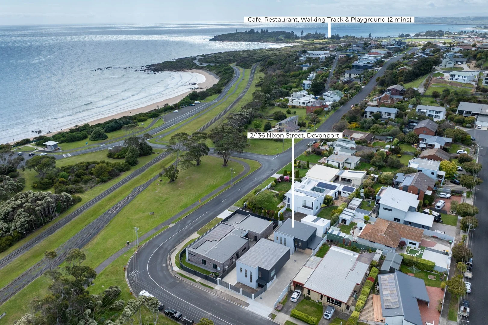 2/136 Nixon Street, Devonport TAS 7310