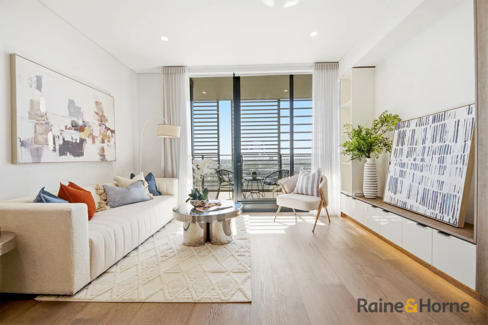 Additional image 12 of 1202/8 Hinchcliff Place, Zetland NSW 2017