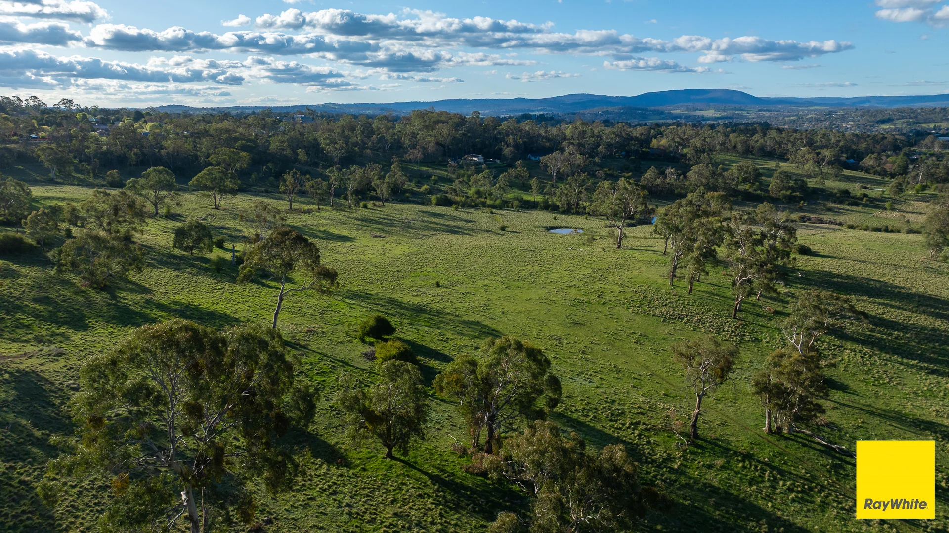 Additional image 14 of 15 Karina Close, Armidale NSW 2350