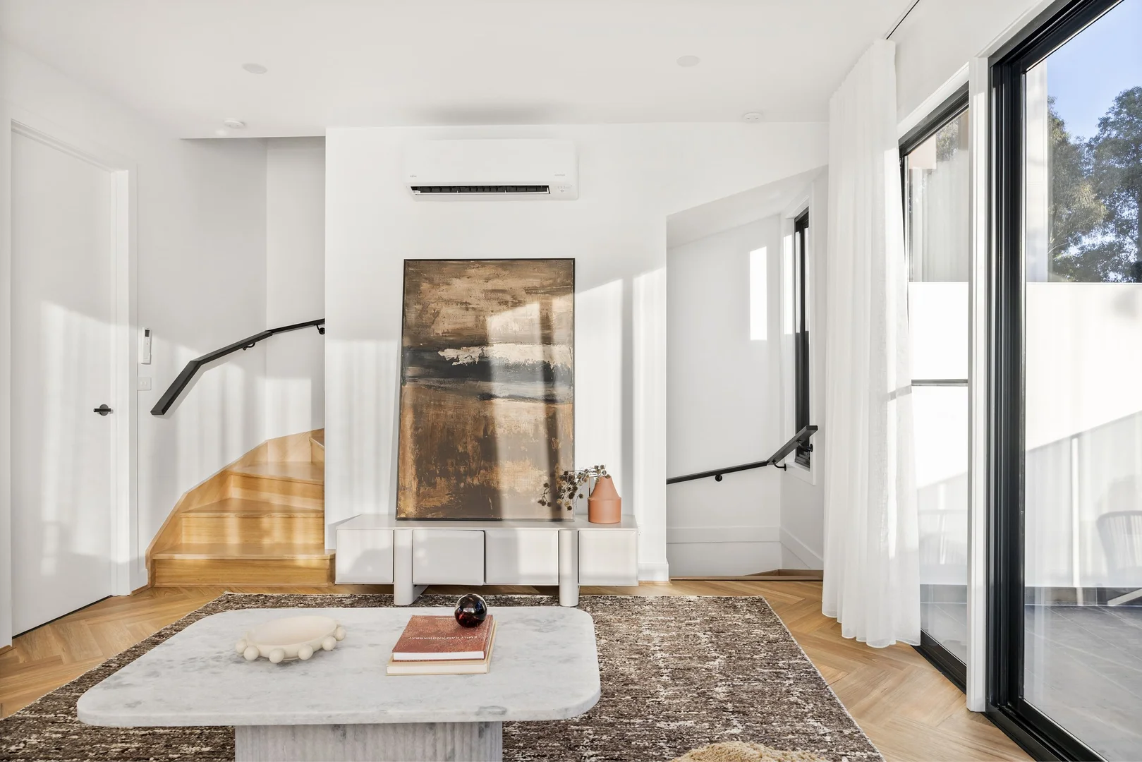 Additional image 3 of 1/202 Rosamond Road, Maribyrnong VIC 3032