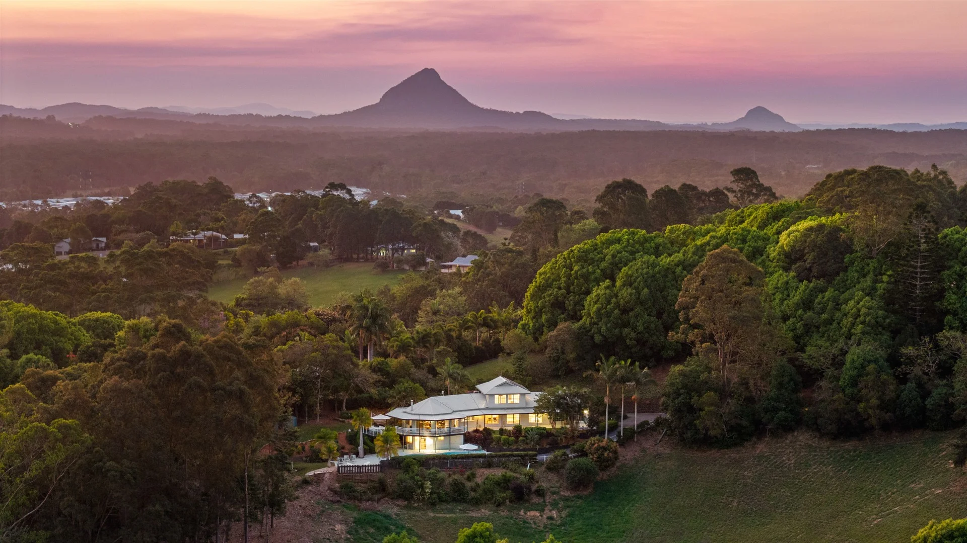 Additional image 5 of 3 Pine Tree Dr W, Lake Macdonald QLD 4563