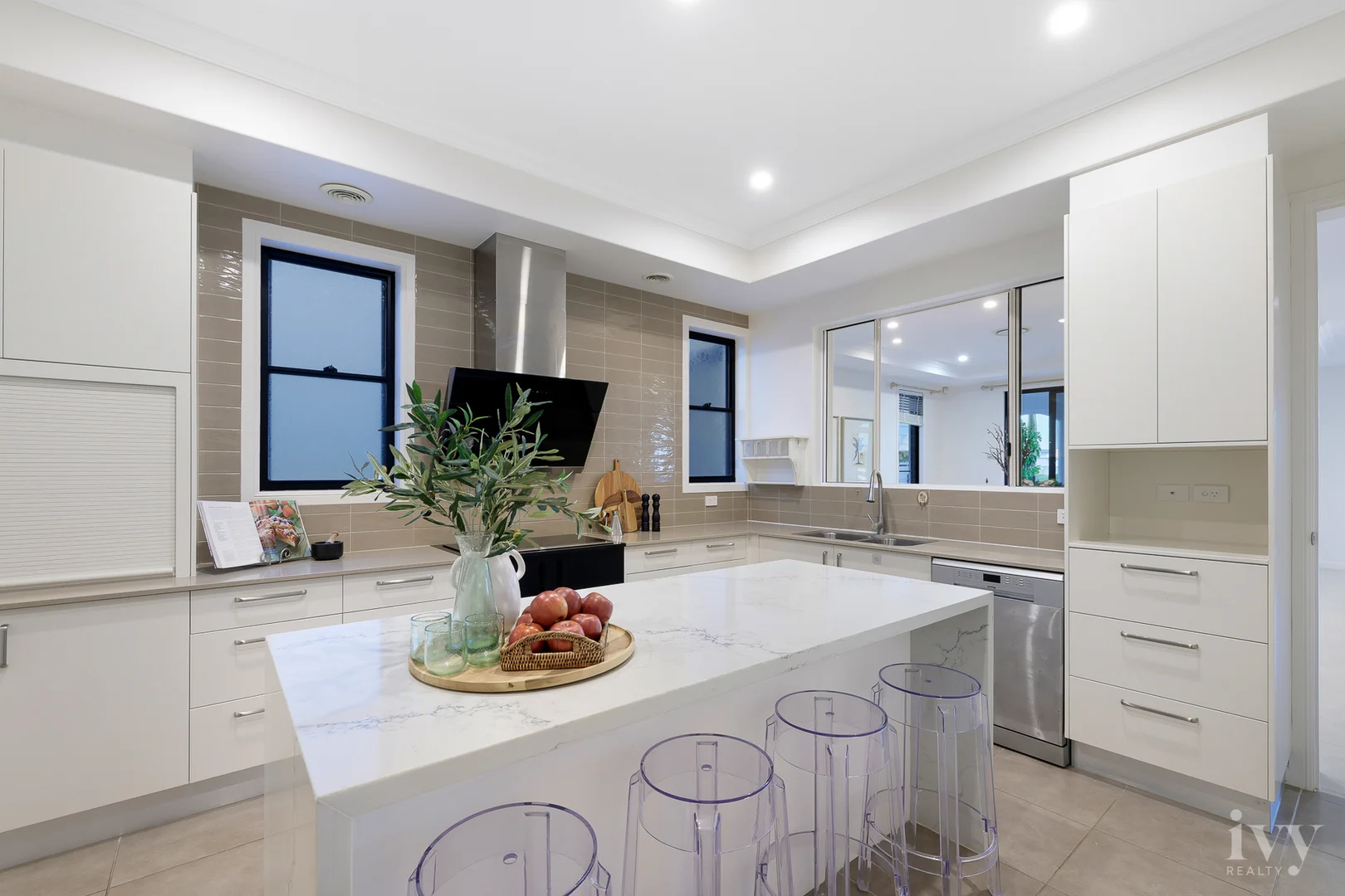Additional image 7 of 1051 Edgecliff Drive, Sanctuary Cove QLD 4212