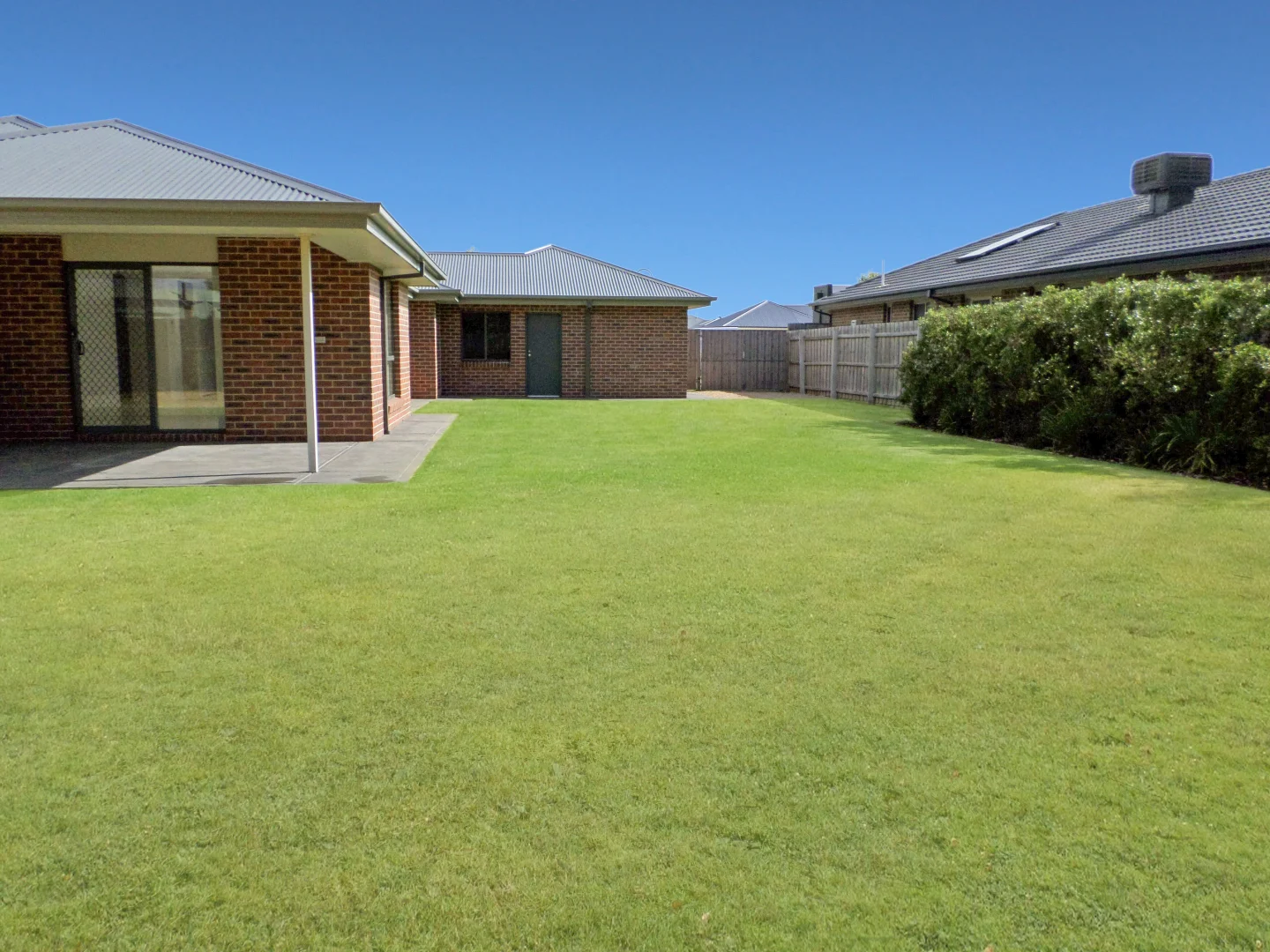 Additional image 3 of Sale VIC 3850