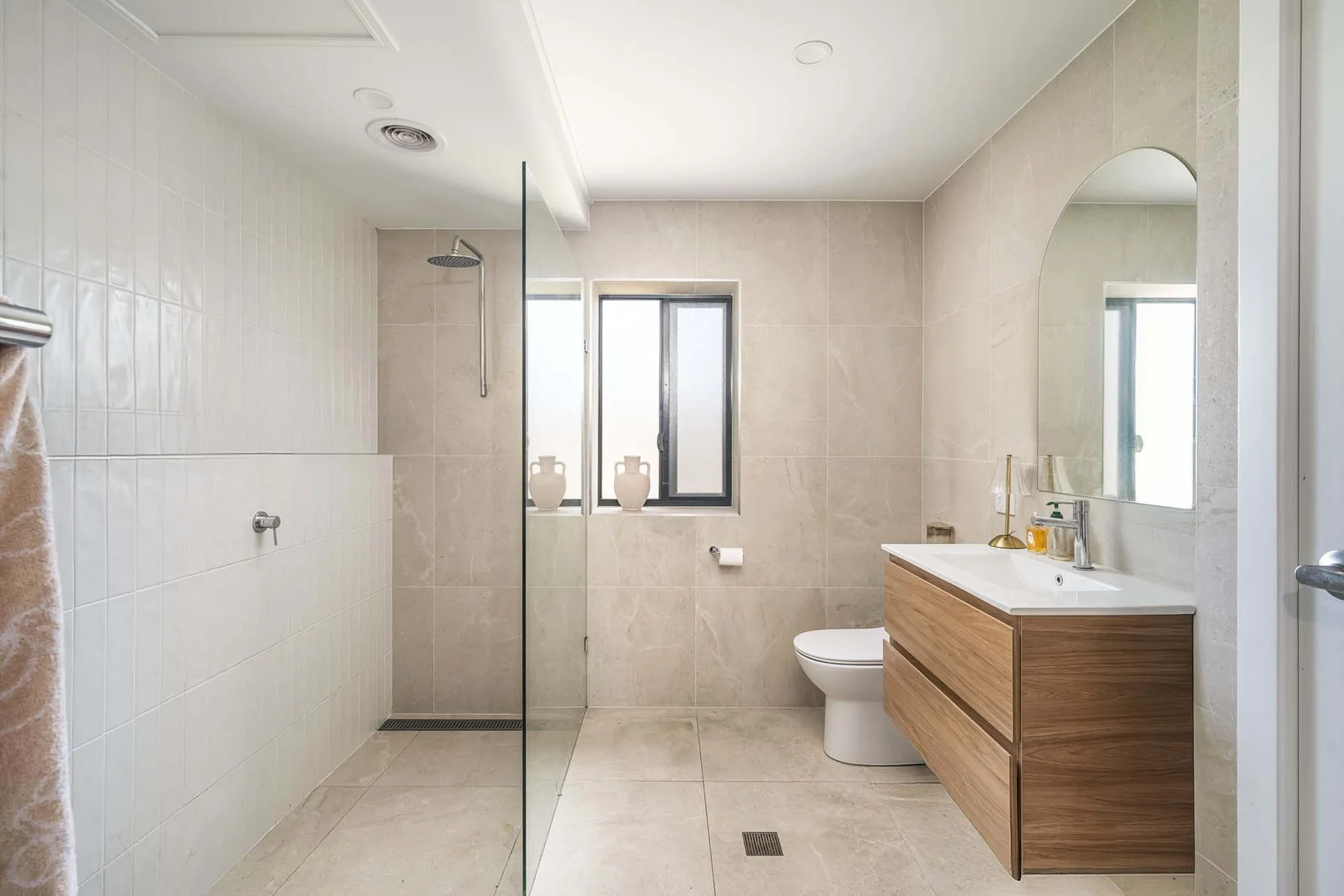 Additional image 11 of 172 Broadmeadow Road, Broadmeadow NSW 2292