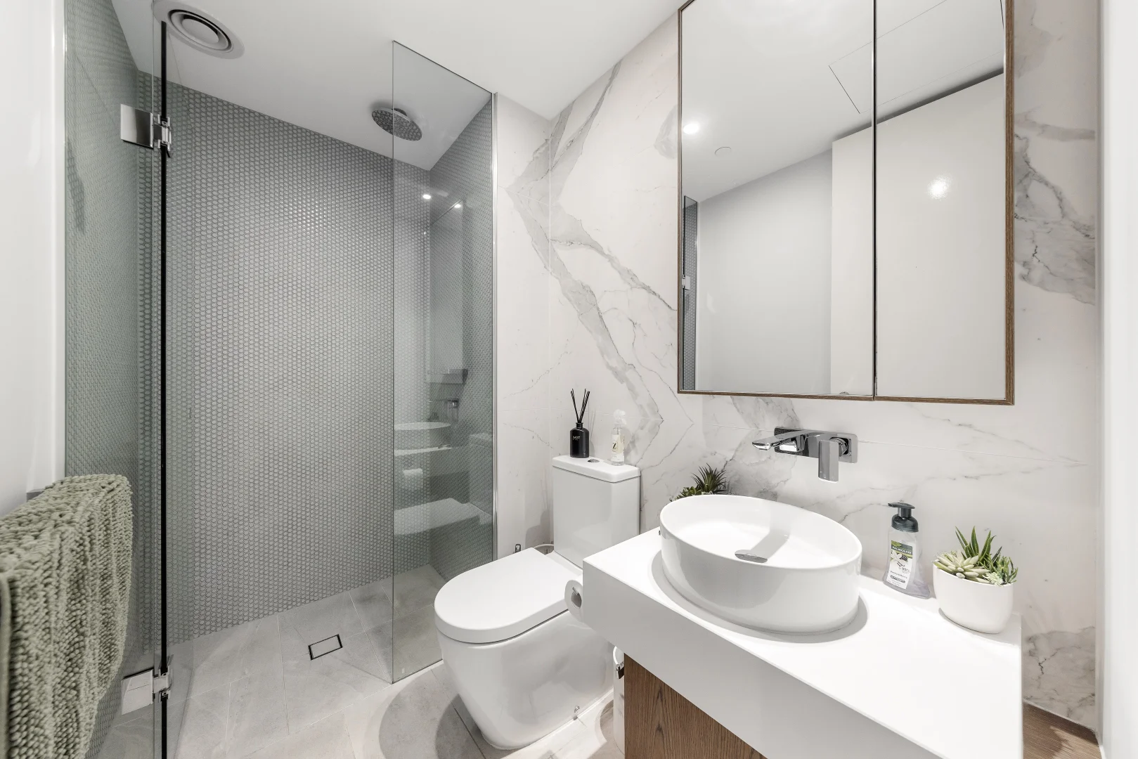 Additional image 16 of 403/77 Queens Road, Melbourne VIC 3004