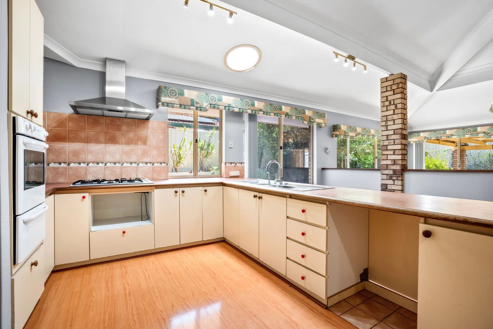 Additional image 10 of 19 Elanora Drive, Cooloongup WA 6168