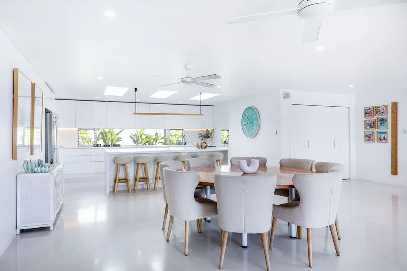 8 Myrtle Court, Palm Beach QLD 4221
