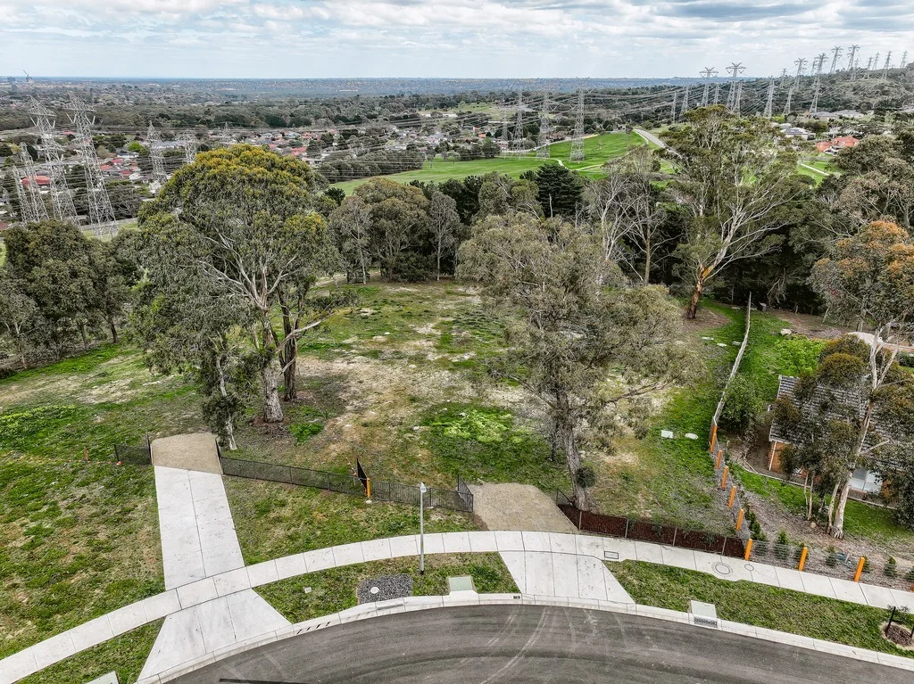 Additional image 4 of 10 Mannahaven Close, Endeavour Hills VIC 3802