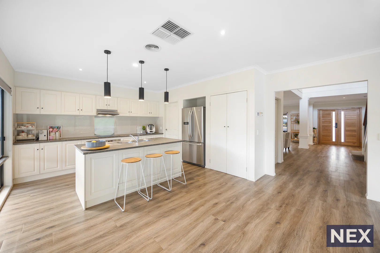 Additional image 9 of 32 Runnymeade Lane, Brookfield VIC 3338