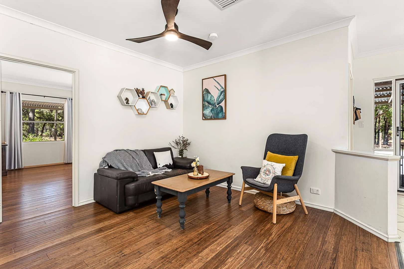 Additional image 10 of 268 Lakeview Drive, Gidgegannup WA 6083