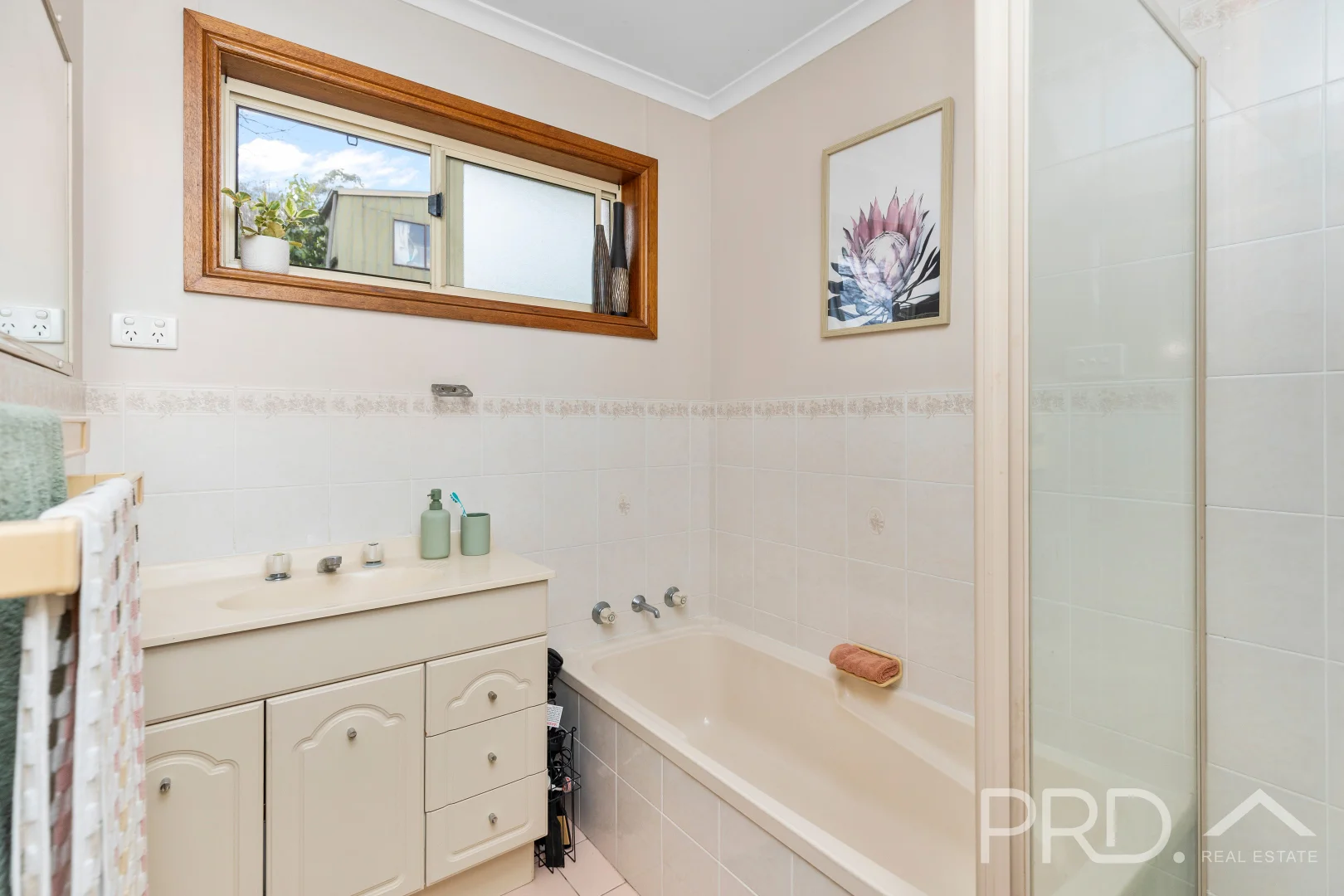 Additional image 10 of 37 Booral Avenue, Tumut NSW 2720