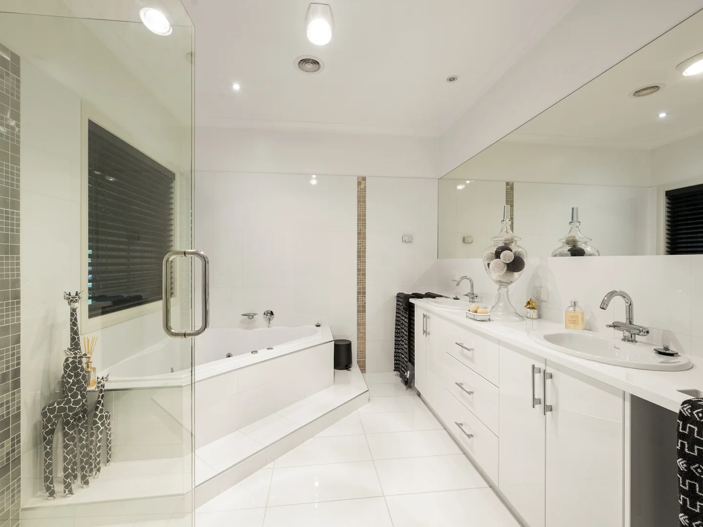 Additional image 24 of 13 McConnan Street, Benalla VIC 3672