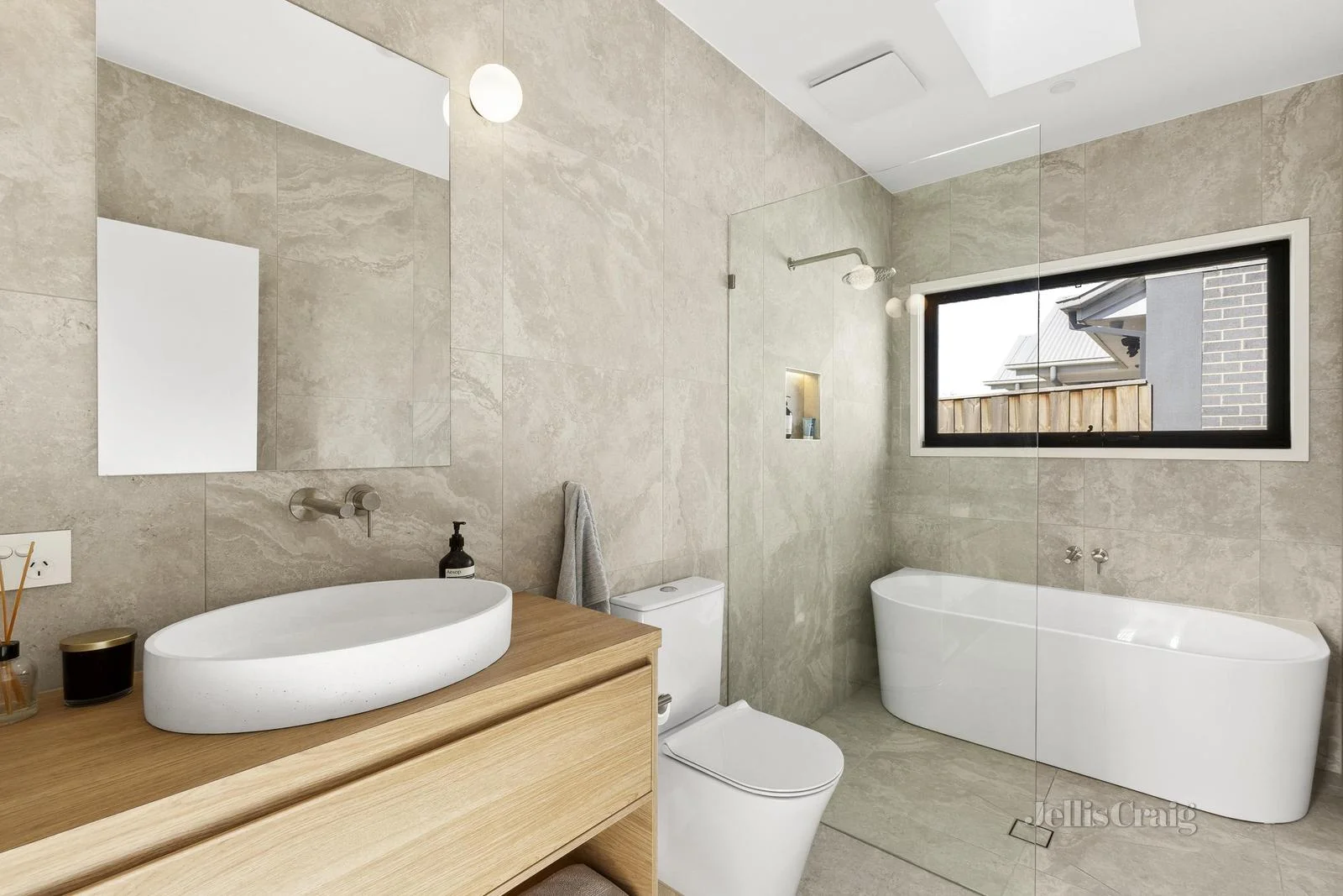 Additional image 16 of 132 Oakdean Boulevard, Ocean Grove VIC 3226