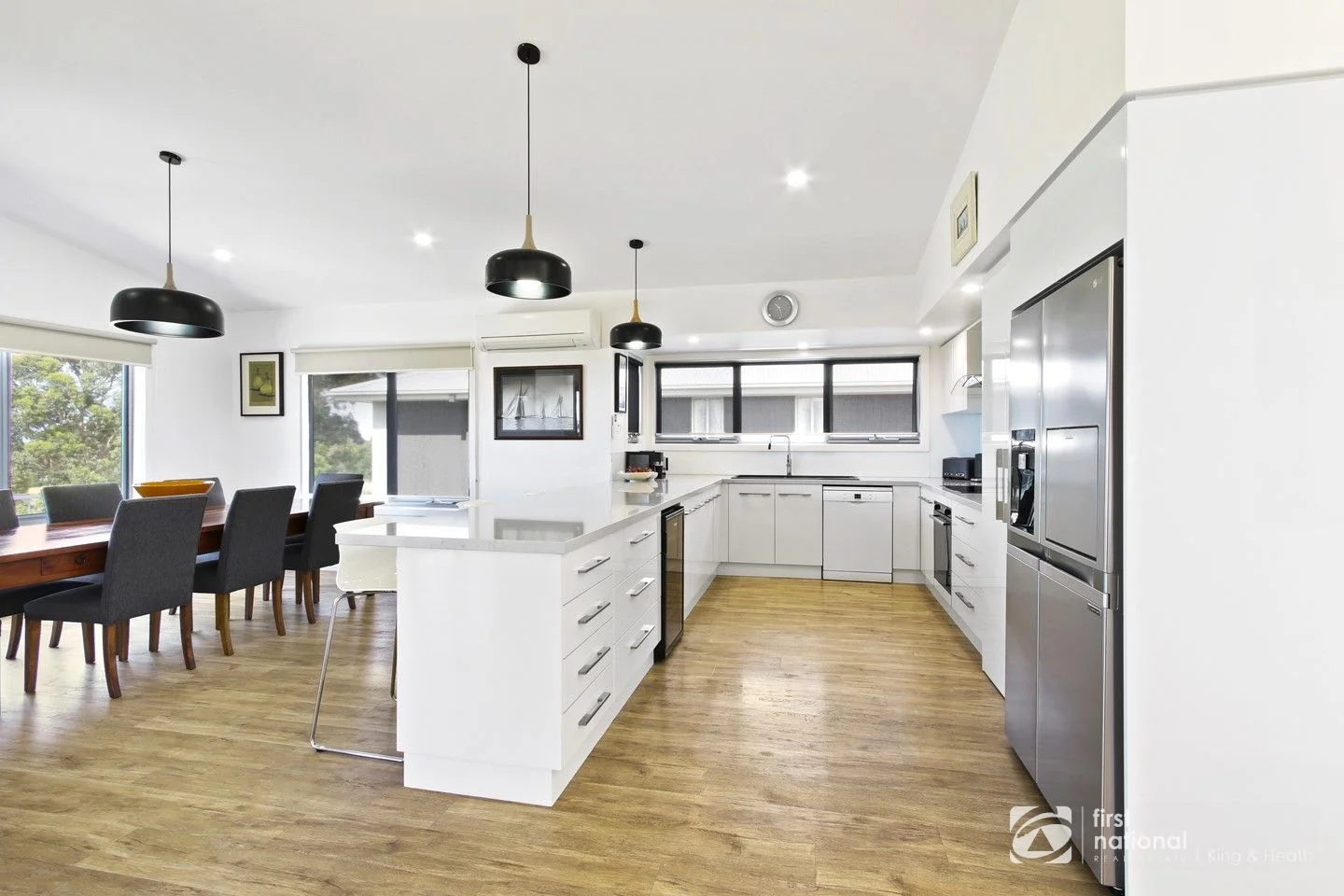 28 Plateau Avenue, Metung VIC 3904
