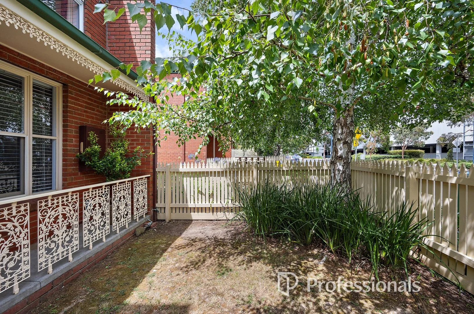 2/20-22 Bond Street, Ringwood VIC 3134