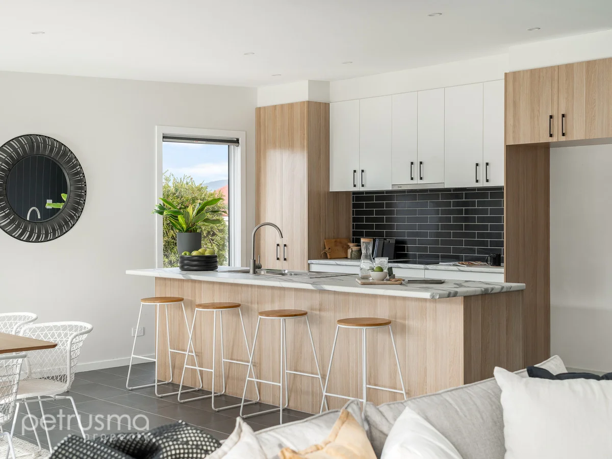 Additional image 5 of 15 Nelumie Street, Lindisfarne TAS 7015