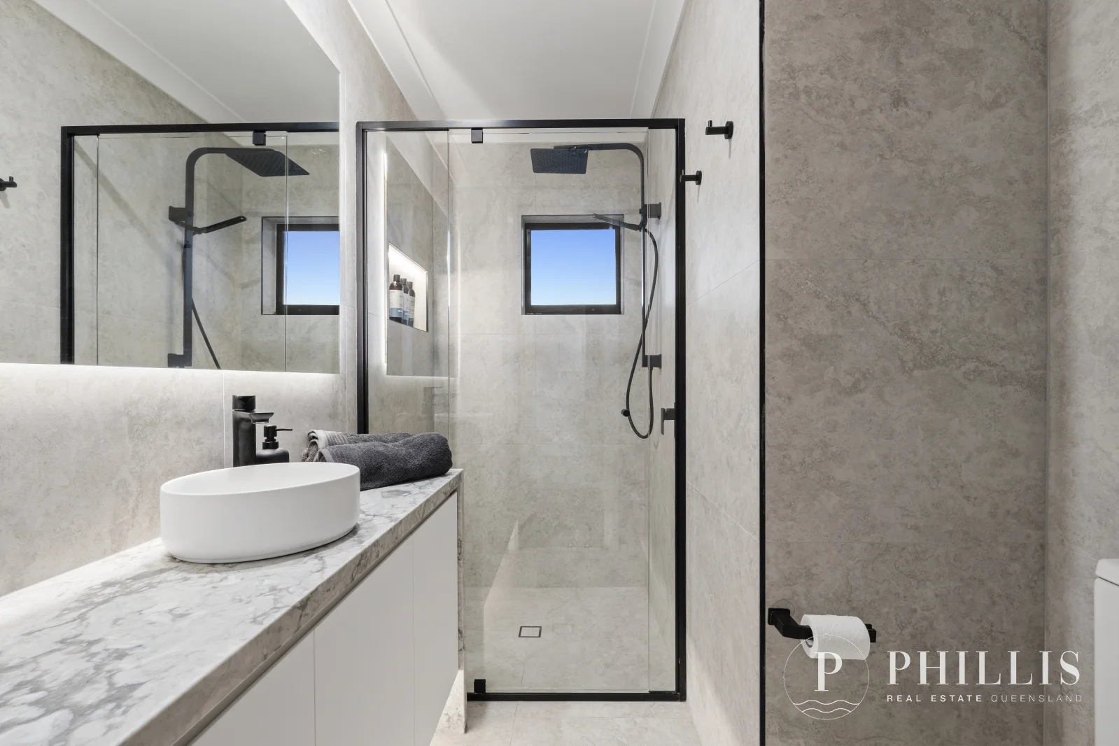 Additional image 39 of 2566 Cressbrook Drive, Hope Island QLD 4212