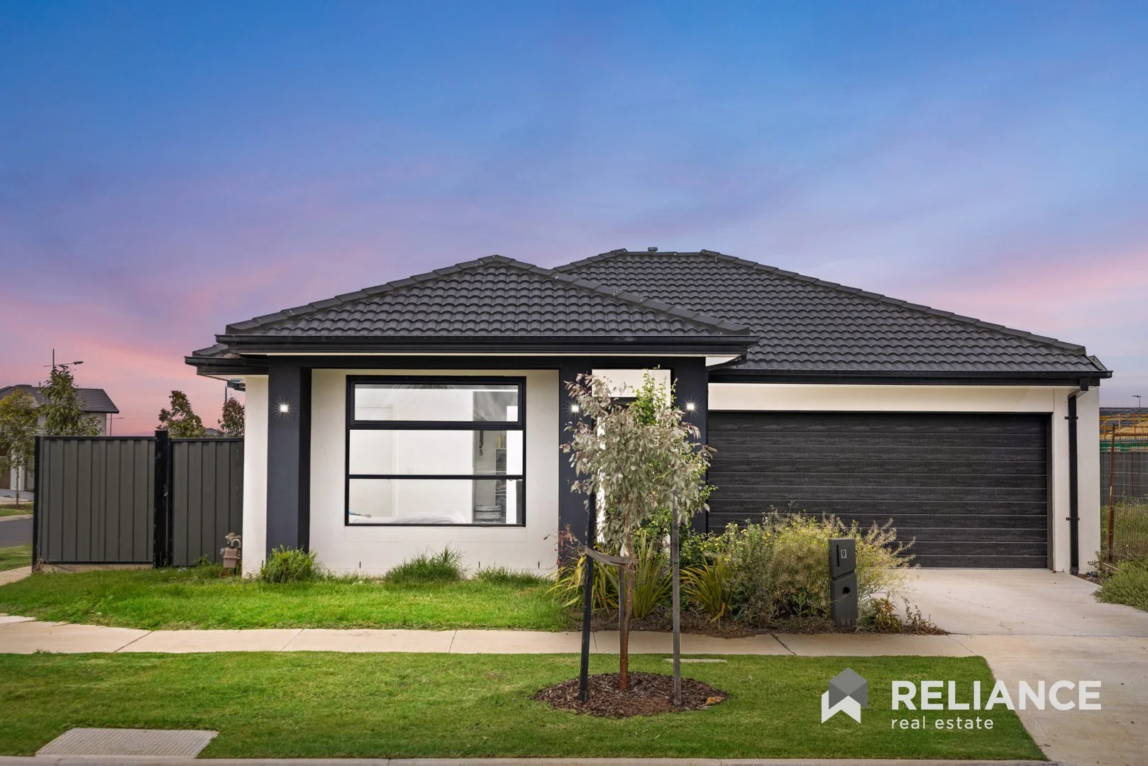 9 Dryandra Street, Manor Lakes VIC 3024