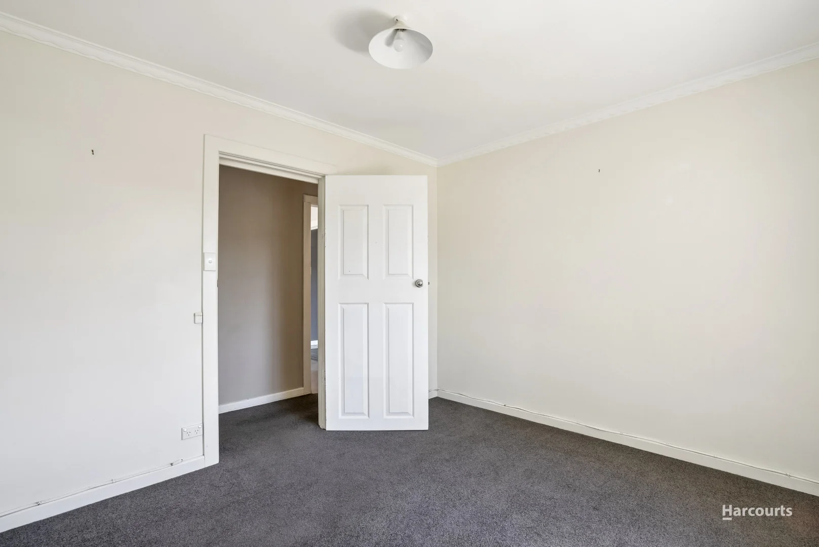 Additional image 14 of 234 East Derwent Highway, Lindisfarne TAS 7015