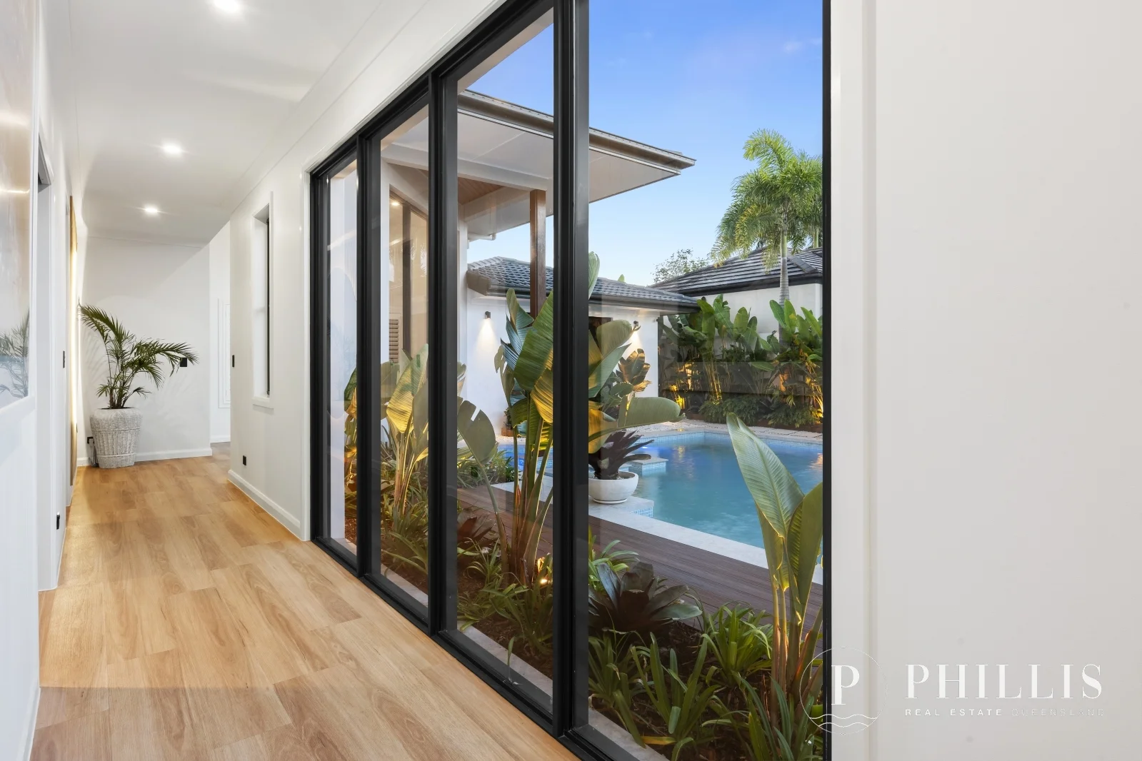 Additional image 78 of 2566 Cressbrook Drive, Hope Island QLD 4212