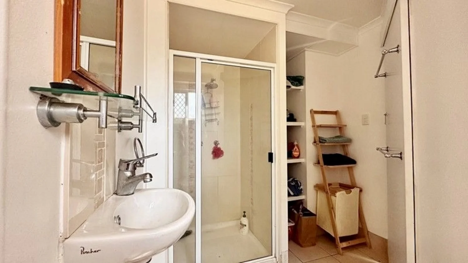 Additional image 12 of 5 KELLERMAN Drive, Moranbah QLD 4744