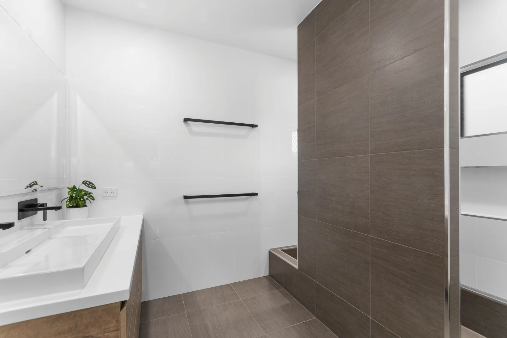 Additional image 16 of 20-22 Ferrero Street, Lucinda QLD 4850