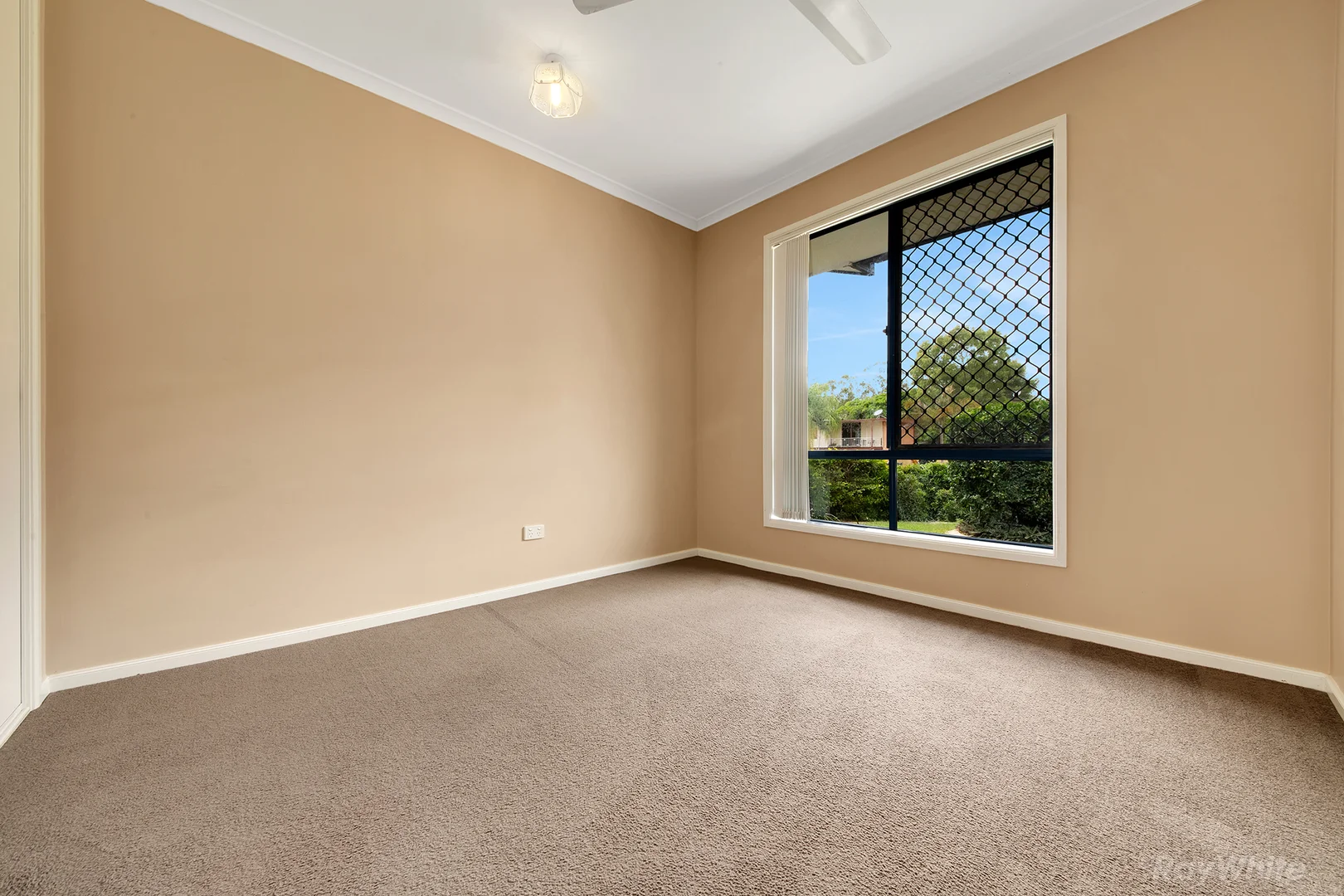 Additional image 10 of 4a Carinya Drive, Clinton QLD 4680