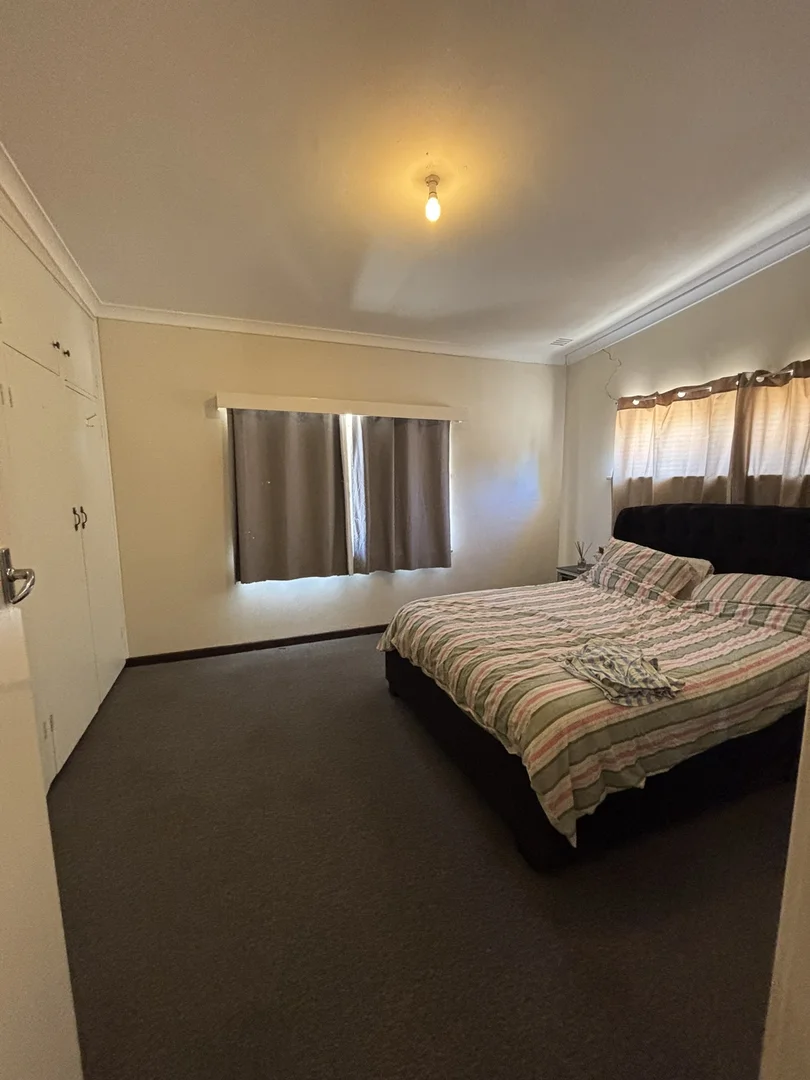 Additional image 19 of 1 Morton St, Merredin WA 6415