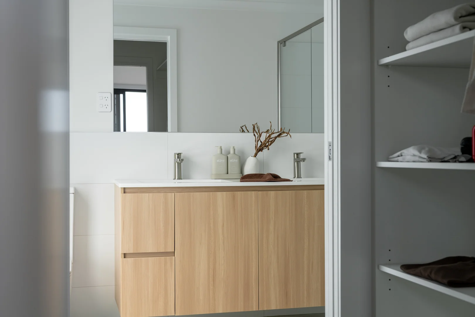 Additional image 17 of 2/136 Nixon Street, Devonport TAS 7310