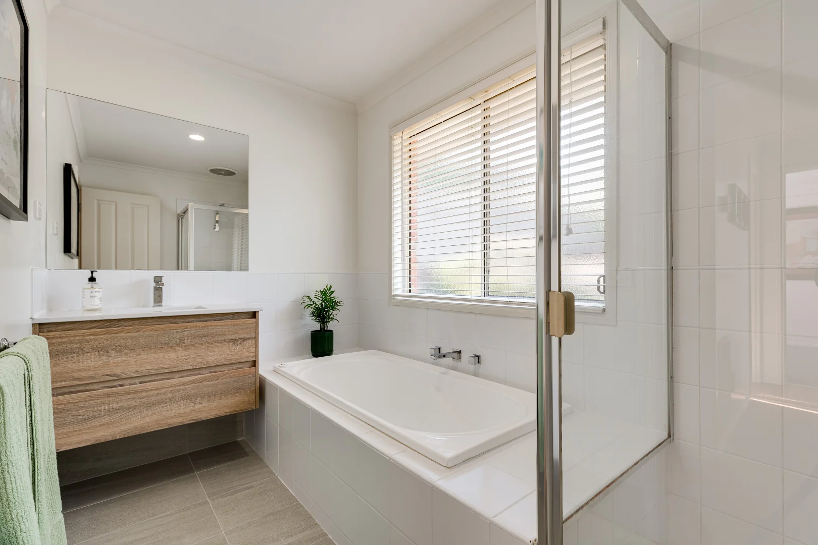 Additional image 17 of 27 Fieldstone Boulevard, Beaconsfield VIC 3807