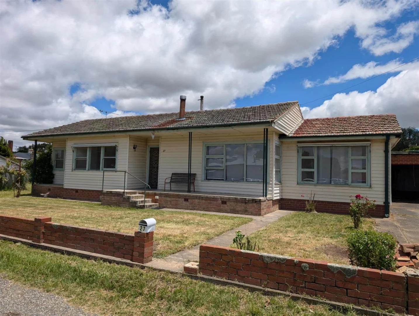 27 Adelaide Lane, Blayney NSW 2799