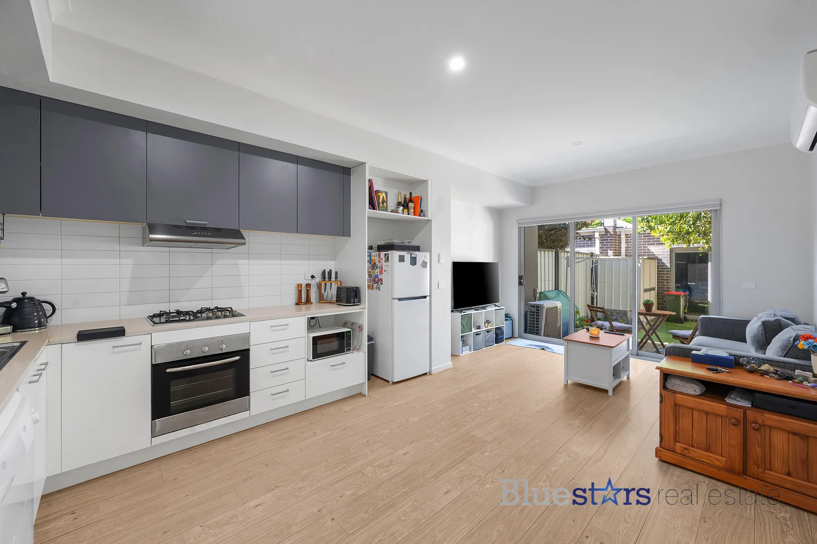 Additional image 10 of 8 PENDANT WALK, Truganina VIC 3029