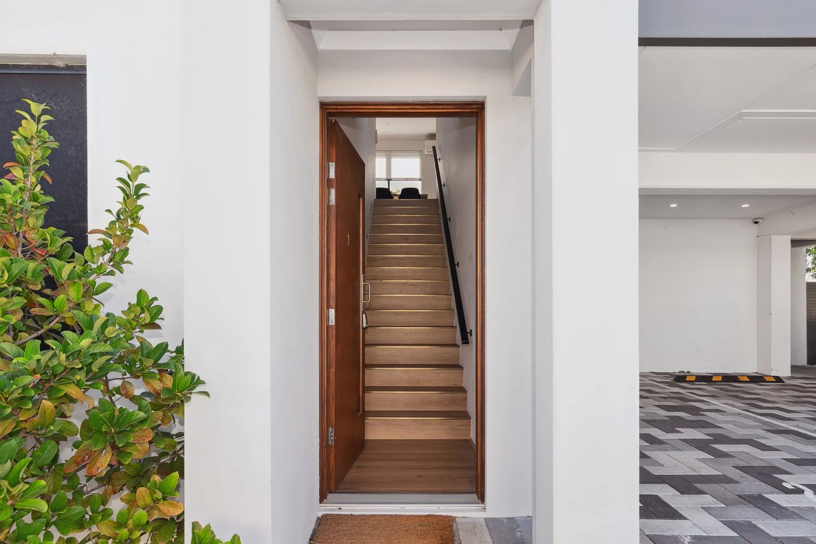 Additional image 2 of 2/174 Leake Street, Belmont WA 6104