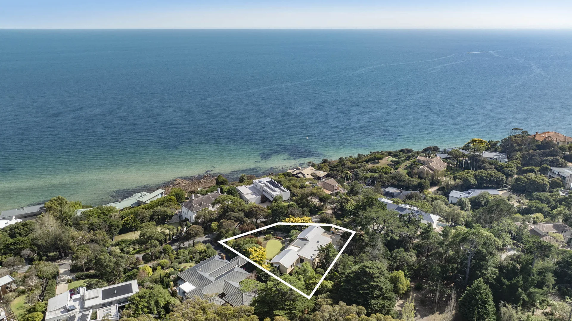 Additional image 18 of 32 Kalimna Drive, Mornington VIC 3931