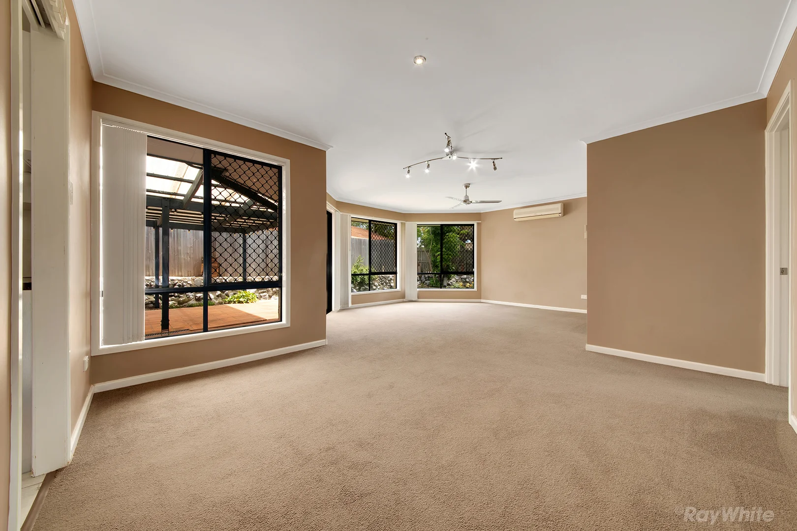 Additional image 5 of 4a Carinya Drive, Clinton QLD 4680
